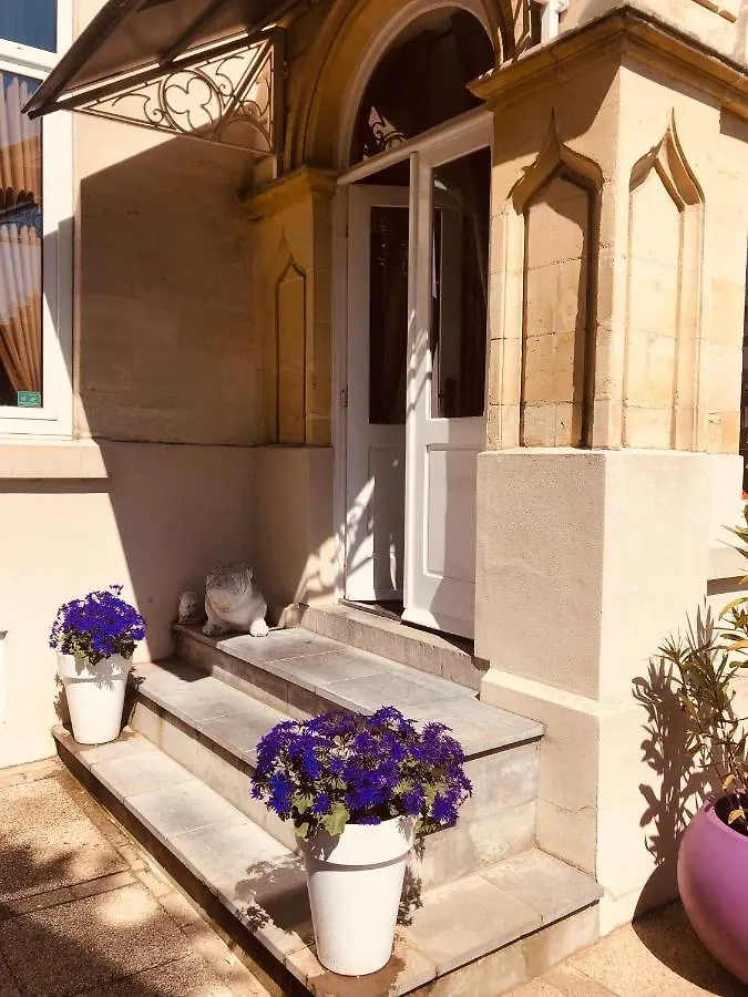 Villa R Einald Valkenburg  Bed & Breakfast